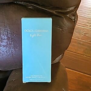 Dolce Gabbana Light Blue Perfume